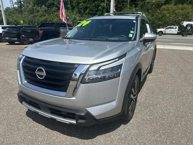 2024 Nissan Pathfinder Platinum FWD