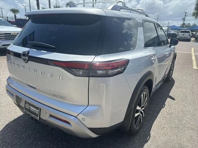 2024 Nissan Pathfinder Platinum FWD