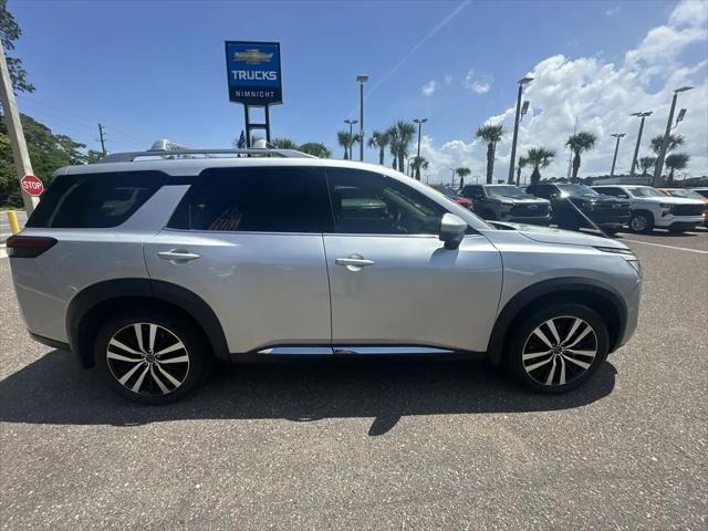 2024 Nissan Pathfinder Platinum FWD