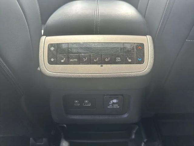 2024 Nissan Pathfinder Platinum FWD