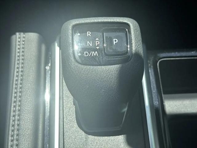 2024 Nissan Pathfinder Platinum FWD