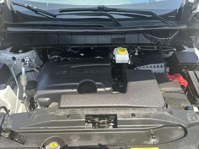 2024 Nissan Pathfinder Platinum FWD