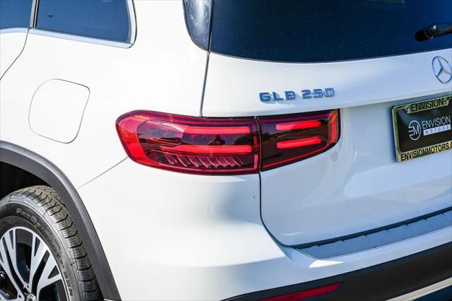 2026 Mercedes-Benz GLB 4MATIC