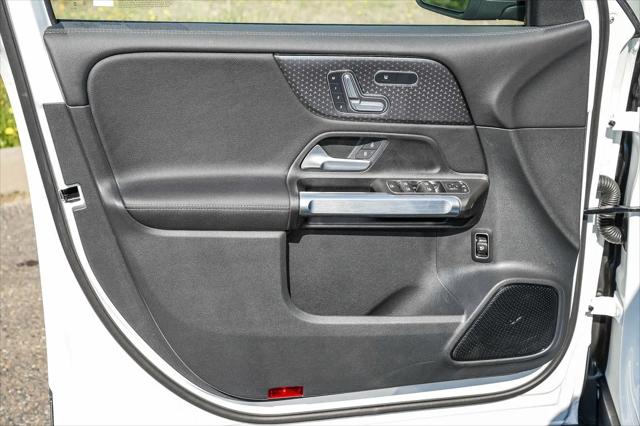 2026 Mercedes-Benz GLB 4MATIC