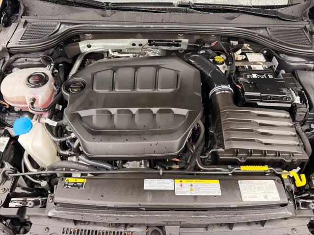 2025 Volkswagen Golf R 2.0T