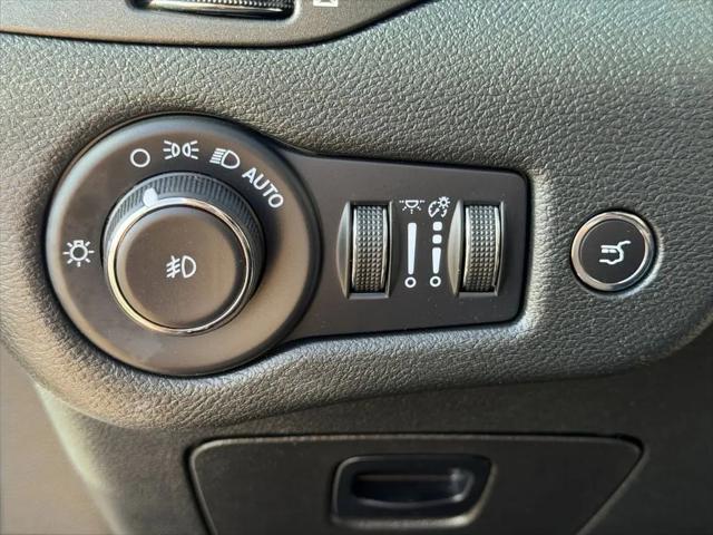 2023 Jeep Cherokee Trailhawk 4x4