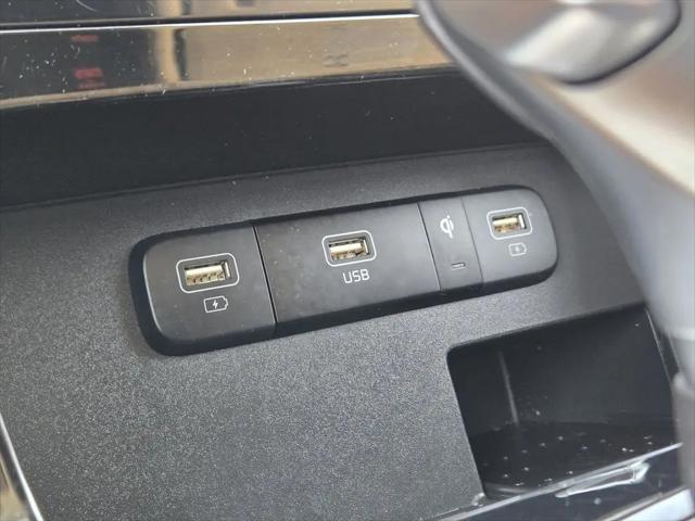 2024 Kia Carnival MPV EX