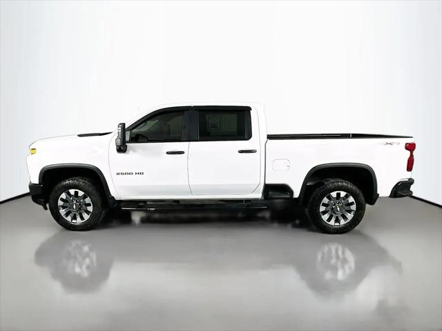 2023 Chevrolet Silverado 2500HD 4WD Crew Cab Standard Bed Custom