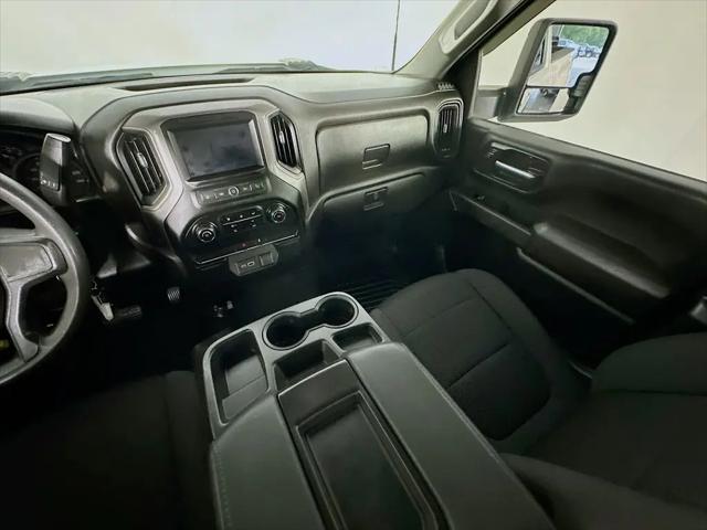 2023 Chevrolet Silverado 2500HD 4WD Crew Cab Standard Bed Custom