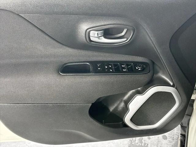 2019 Jeep Renegade Latitude FWD