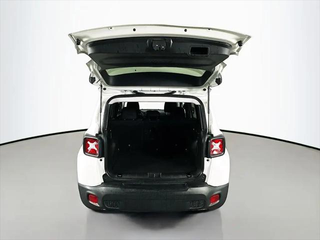 2019 Jeep Renegade Latitude FWD