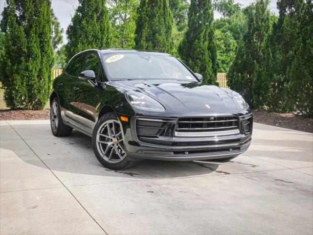2022 Porsche Macan Macan