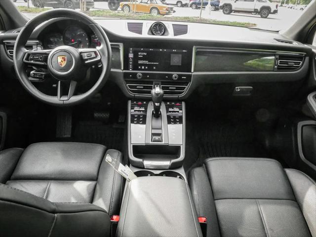 2022 Porsche Macan Macan