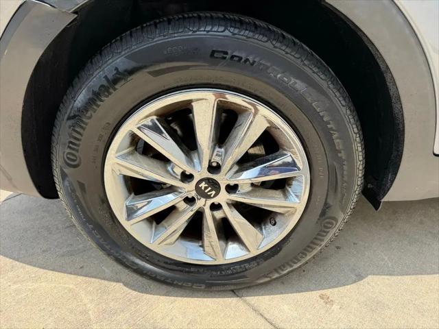 2020 Kia Sorento 3.3L LX