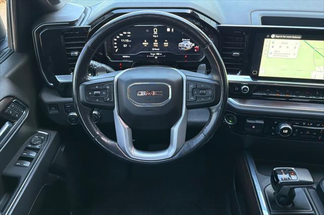 2022 GMC Sierra 1500 4WD Crew Cab Short Box SLT