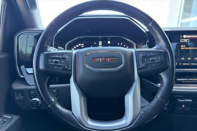 2022 GMC Sierra 1500 4WD Crew Cab Short Box SLT