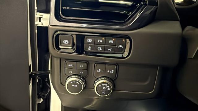 2026 GMC Yukon XL 4WD AT4