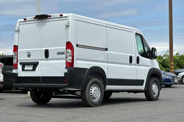 2026 Ram ProMaster Cargo Van Tradesman Low Roof 118" WB w/Pass Seat