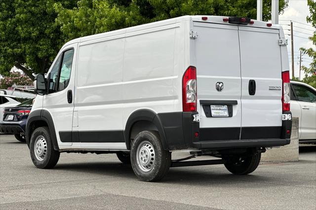 2026 Ram ProMaster Cargo Van Tradesman Low Roof 118" WB w/Pass Seat