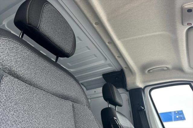 2026 Ram ProMaster Cargo Van Tradesman Low Roof 118" WB w/Pass Seat