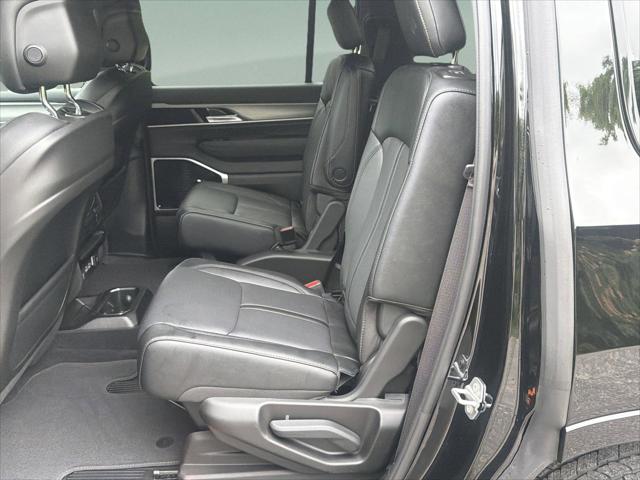 2026 Jeep Grand Wagoneer Limited Altitude 4x4