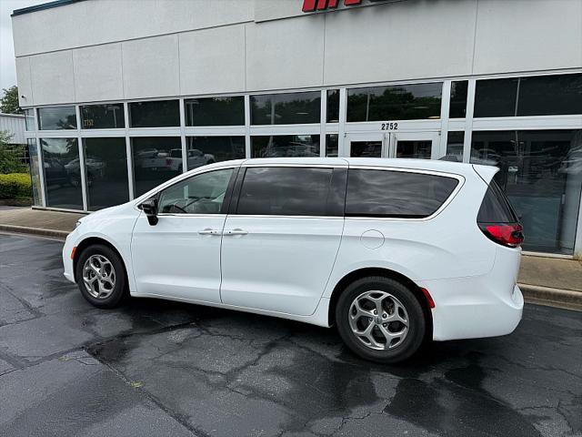 2024 Chrysler Pacifica Limited