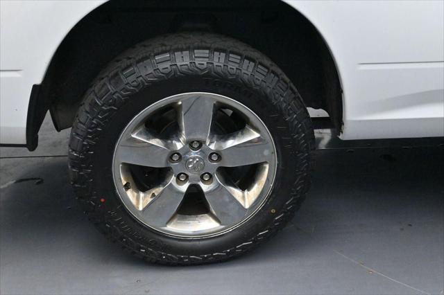 2019 Ram 1500 Classic Express Quad Cab 4x4 6'4" Box