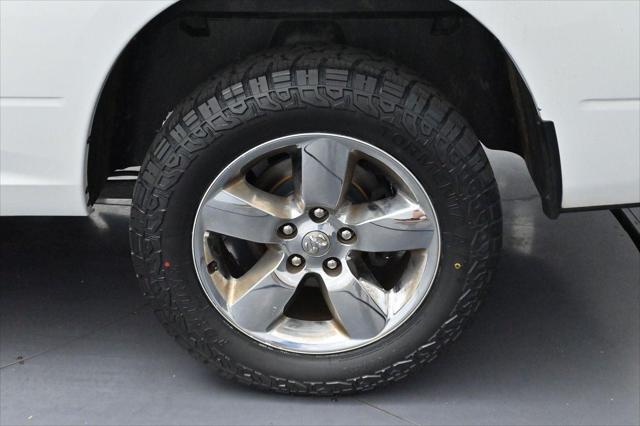 2019 Ram 1500 Classic Express Quad Cab 4x4 6'4" Box