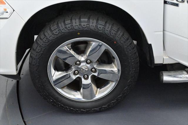 2019 Ram 1500 Classic Express Quad Cab 4x4 6'4" Box