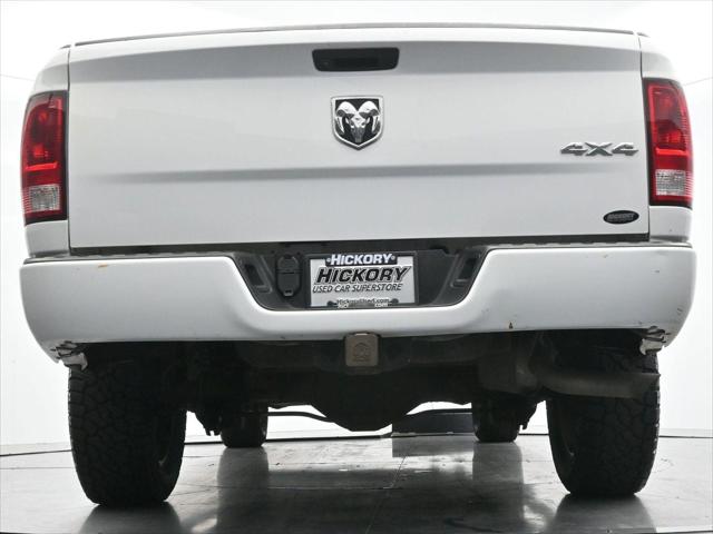 2019 Ram 1500 Classic Express Quad Cab 4x4 6'4" Box