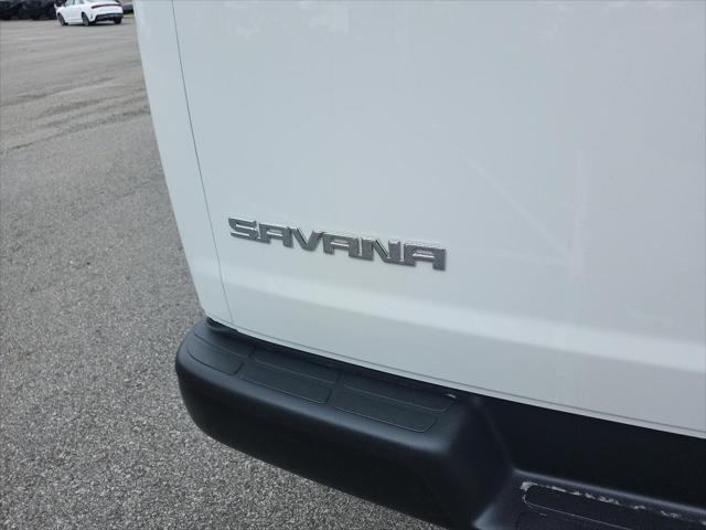 2026 GMC Savana Cargo 3500 Extended Wheelbase, Work Van, RWD