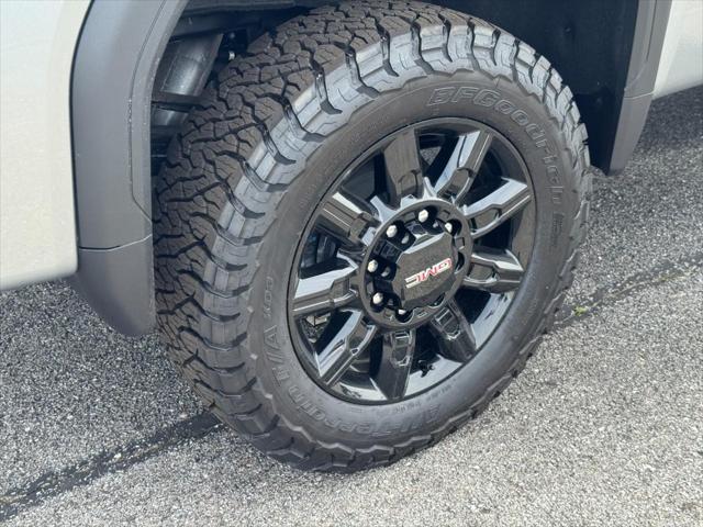 2026 GMC Sierra 3500HD Crew Cab, Long Bed, AT4 Dual Rear Wheel, 4WD