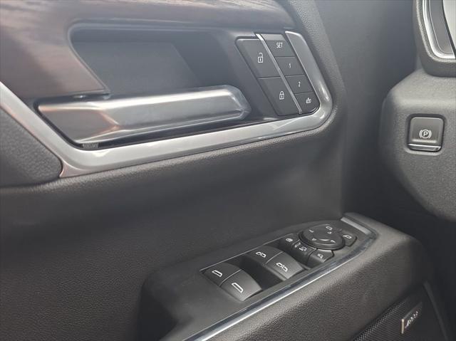 2026 GMC Sierra 3500HD Crew Cab, Long Bed, SLT Dual Rear Wheel, 4WD