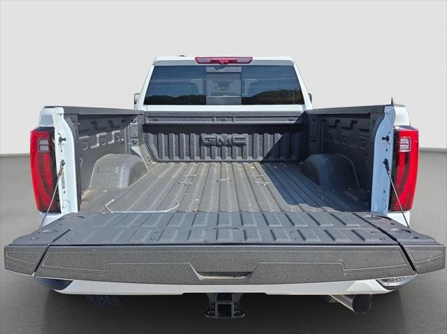 2026 GMC Sierra 3500HD Crew Cab, Long Bed, Denali, 4WD