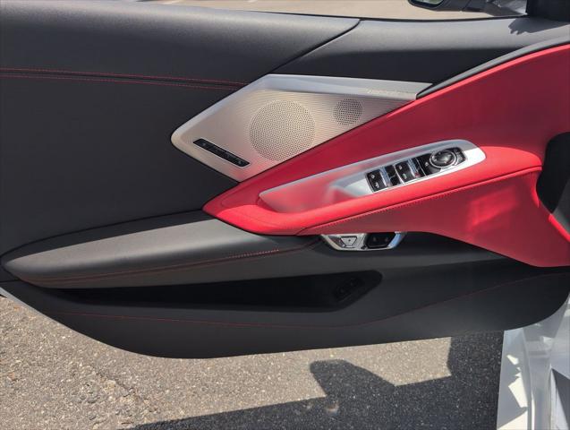 2022 Chevrolet Corvette Stingray RWD Convertible 2LT