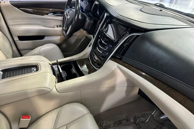 2020 Cadillac Escalade 4WD Luxury