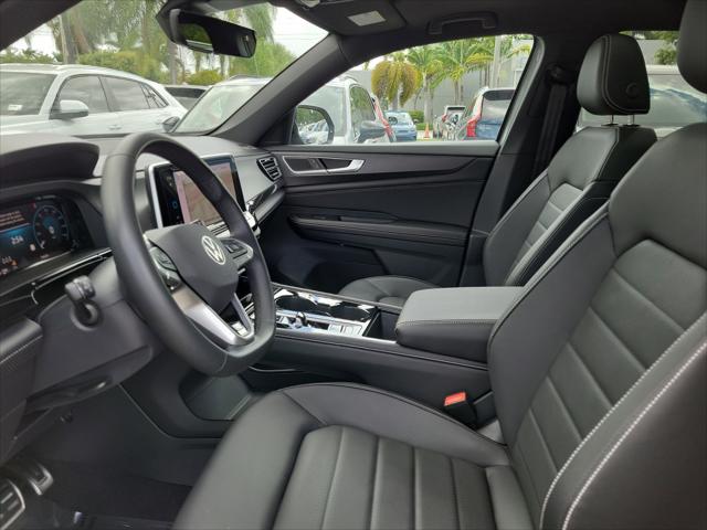 2026 Volkswagen Atlas Cross Sport SEL R-Line Black