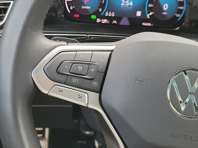2026 Volkswagen Atlas Cross Sport SEL R-Line Black