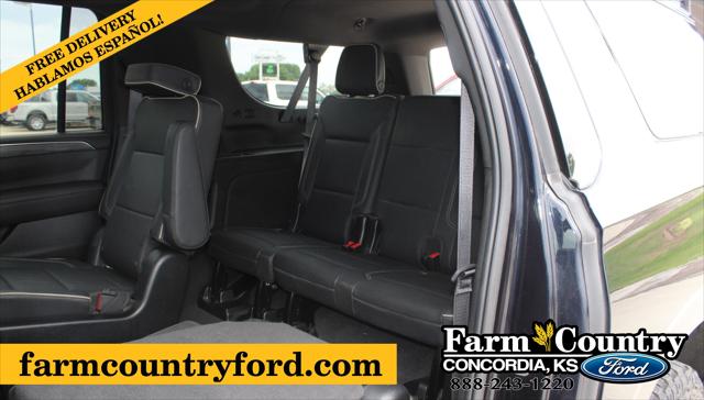 2022 GMC Yukon XL 4WD SLT
