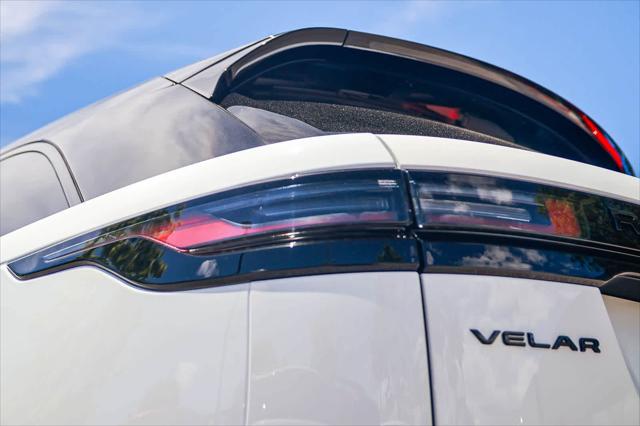 2026 Land Rover Range Rover Velar P250 Dynamic SE