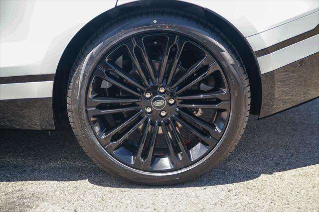 2026 Land Rover Range Rover Velar P250 Dynamic SE