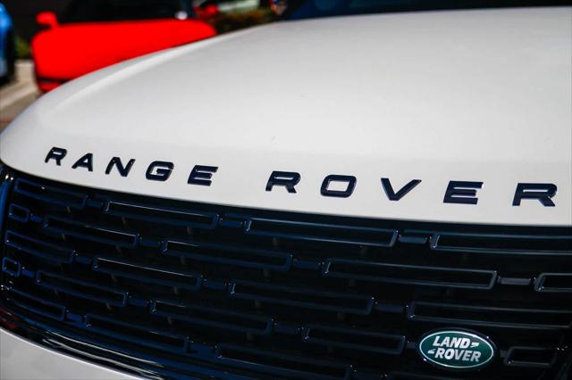 2026 Land Rover Range Rover Velar P250 Dynamic SE