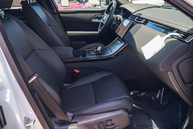 2026 Land Rover Range Rover Velar P250 Dynamic SE