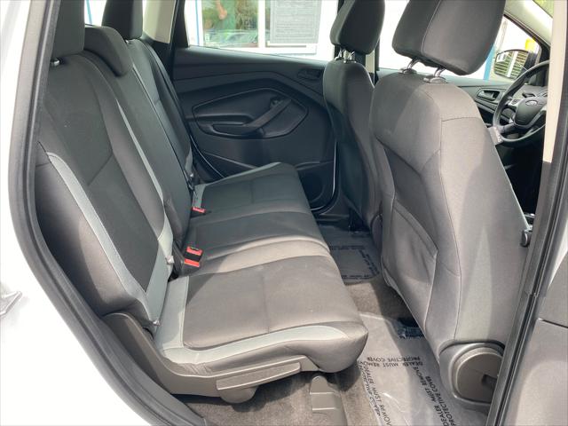 2016 Ford Escape S