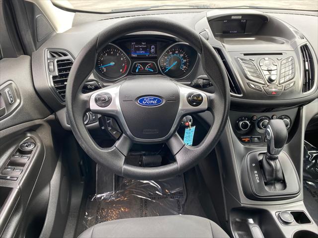 2016 Ford Escape S