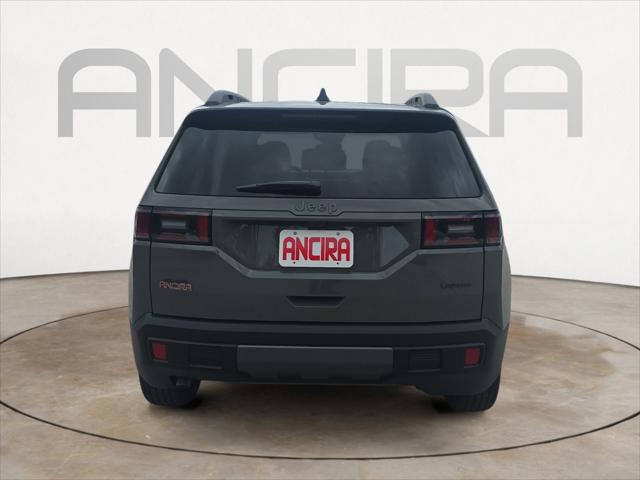 2026 Jeep Cherokee Laredo 4x4