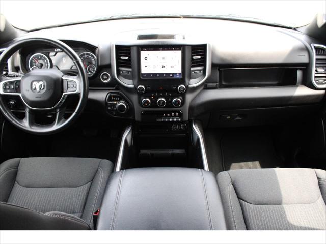 2022 Ram 1500 Big Horn Crew Cab 4x4 5'7" Box