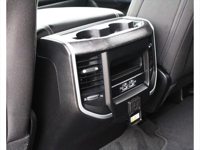 2022 Ram 1500 Big Horn Crew Cab 4x4 5'7" Box