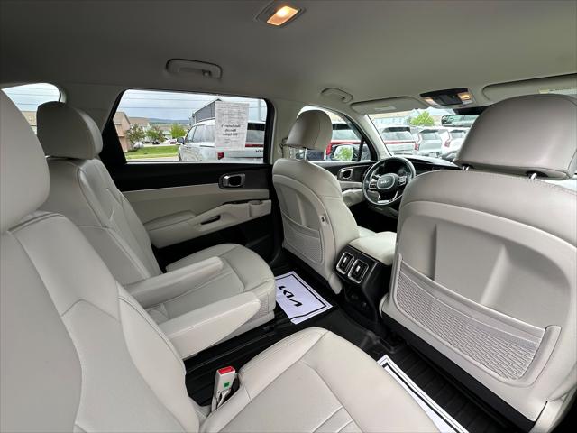 2023 Kia Sorento Hybrid EX