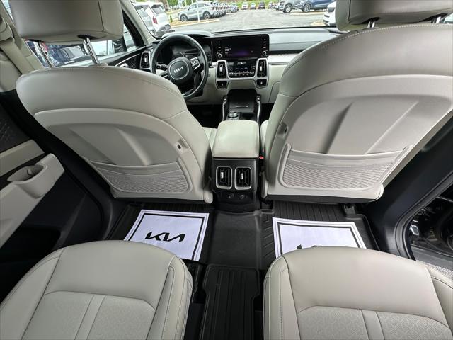 2023 Kia Sorento Hybrid EX
